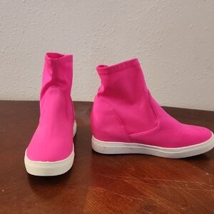 Vibrant Pink Women's Casual Ankle Boots